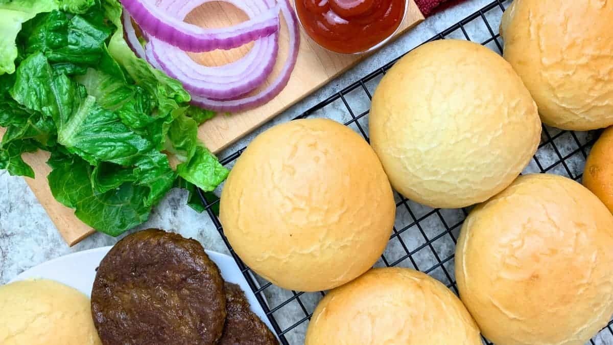 sourdough discard hamburger buns